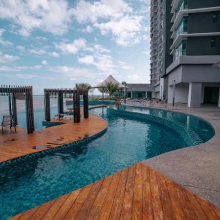 Cozy Seaview Studio At Imperium Residence Tanjung Lumpur Kuantan Exterior photo